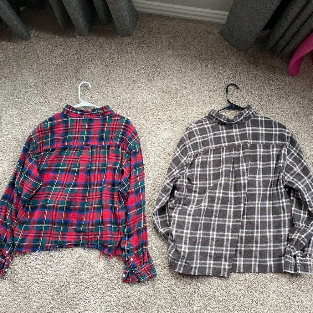 Two Cropped Winter Flannels - Picture 3 of 6